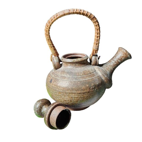 Unusual Clay Pottery Teapot with Rattan Handle Tall Lid Brown Handmade - Picture 7 of 13